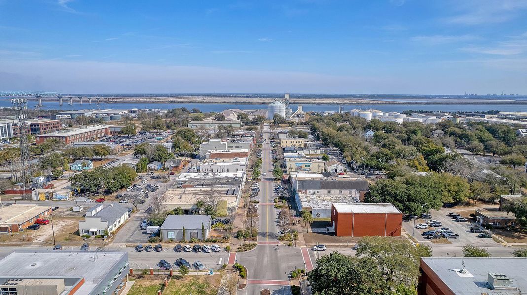Image 50 of a home in .