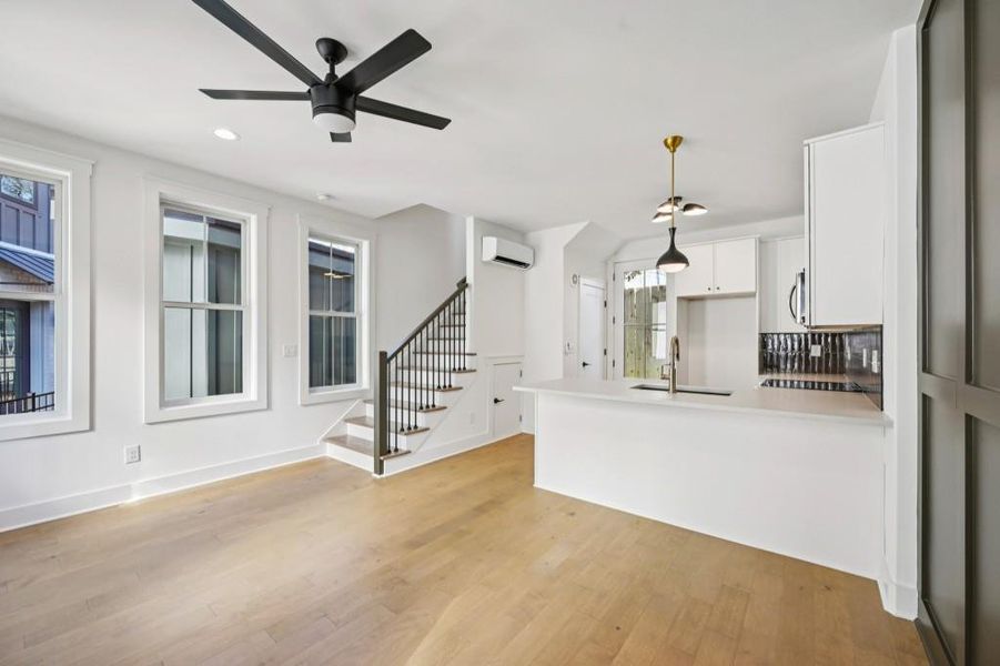 Spacious, unfurnished interior of a new home in , Atlanta (Image 18).