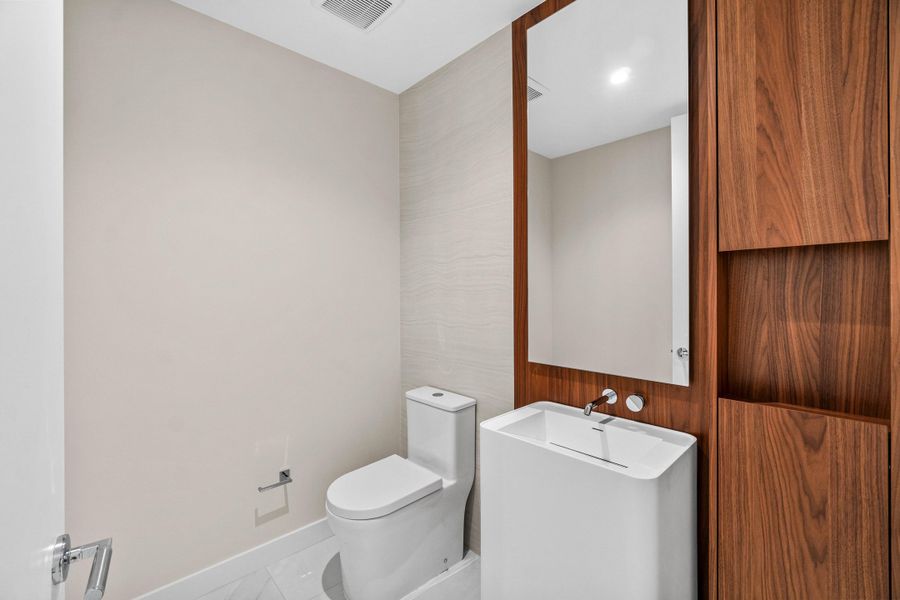 Powder Room Powder Room