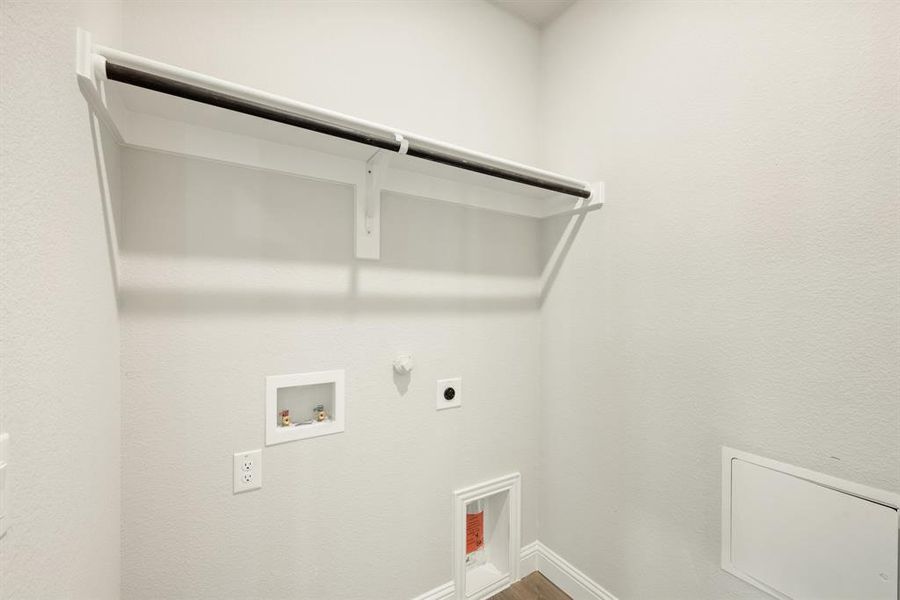 Furnished interior view inside a new home in Maplewood, Glenn Heights (Image 24). Furnished interior view inside a new home in Maplewood, Glenn Heights (Image 24).