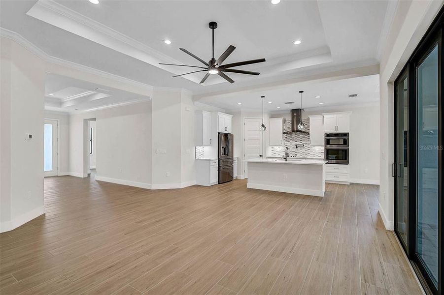 Spacious, unfurnished interior of a new home in , Rotonda West (Image 22).