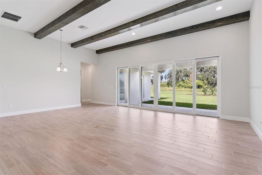 Spacious, unfurnished interior of a new home in Triple Creek, Riverview (Image 14).