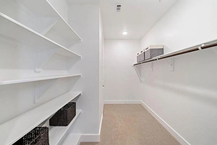 Furnished interior view inside a new home in Chambers Creek, Willis (Image 20). Furnished interior view inside a new home in Chambers Creek, Willis (Image 20).