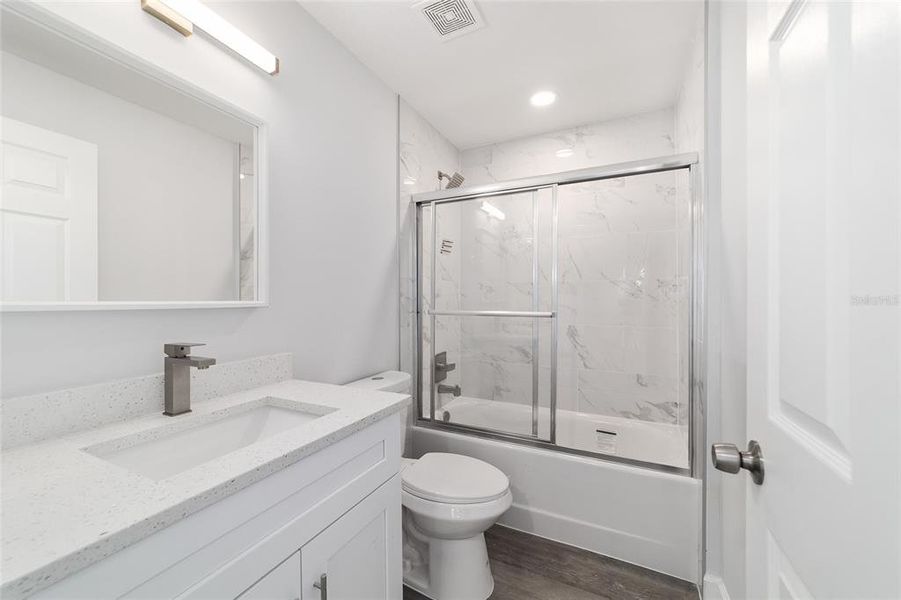 Furnished interior view inside a new home in , Dunnellon (Image 3).