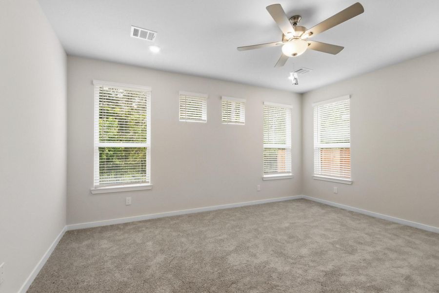 Spacious, unfurnished interior of a new home in Audubon, Magnolia (Image 18).