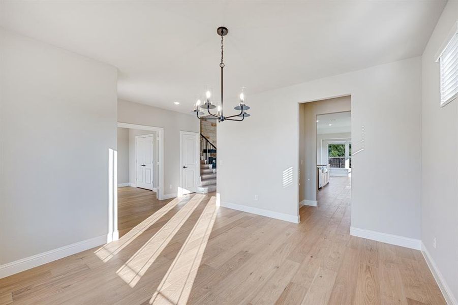 Spacious, unfurnished interior of a new home in Triple Diamond Ranch, Mansfield (Image 35).