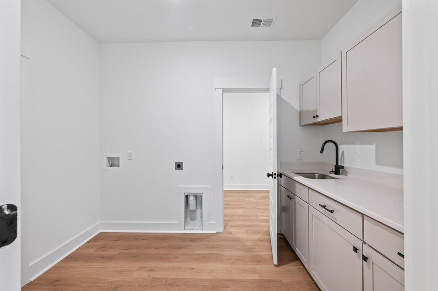 Furnished interior view inside a new home in , Hollywood (Image 11).