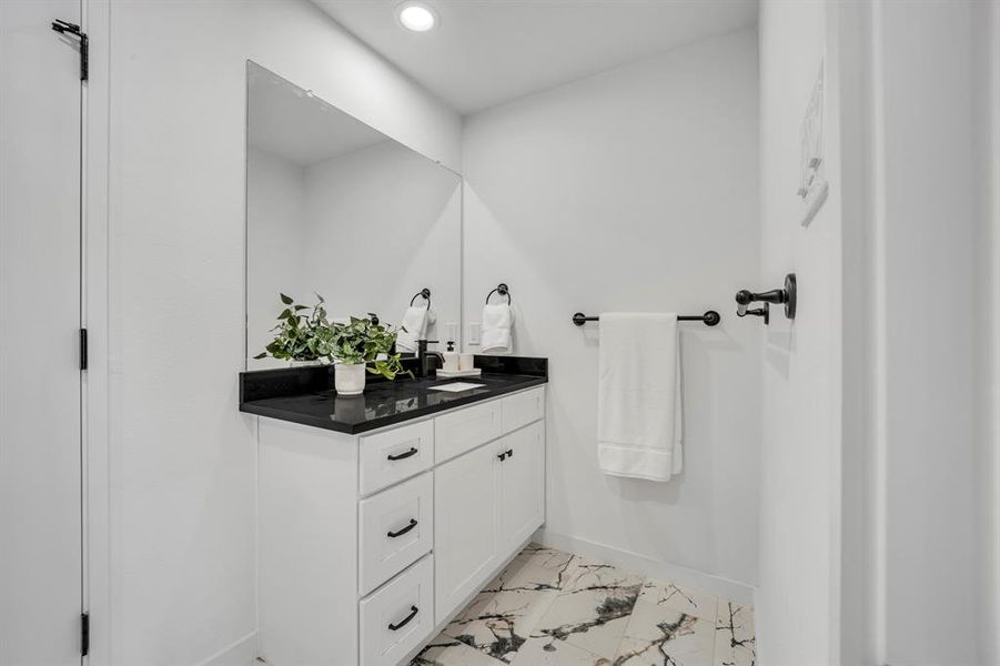 Furnished interior view inside a new home in , Dallas (Image 23). Furnished interior view inside a new home in , Dallas (Image 23).