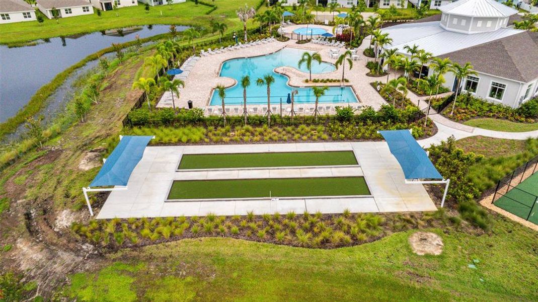 Community amenities in , North Fort Myers (Image 36).