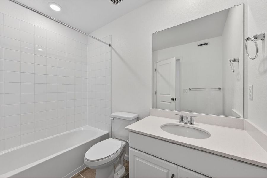 Furnished interior view inside a new home in Parterre, Thornton (Image 8).