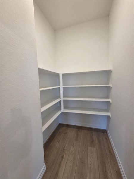 Spacious, unfurnished interior of a new home in Emory Glen, Magnolia (Image 18).