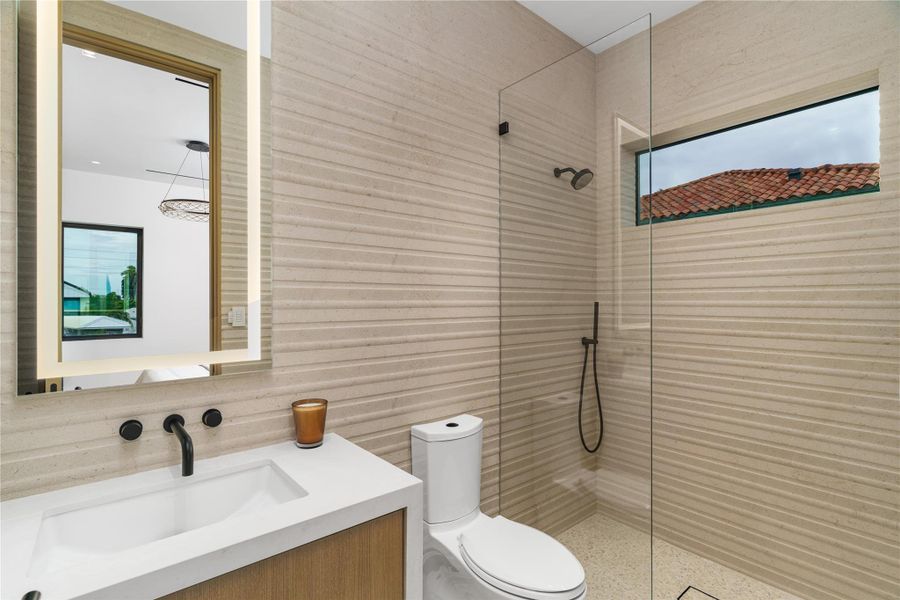 Furnished interior view inside a new home in , Ocean Ridge (Image 71).