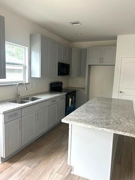 Furnished interior view inside a new home in Frontier Lakes, Willis (Image 5). Furnished interior view inside a new home in Frontier Lakes, Willis (Image 5).