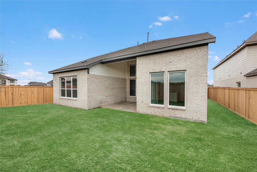 Grass is digitally enhanced.