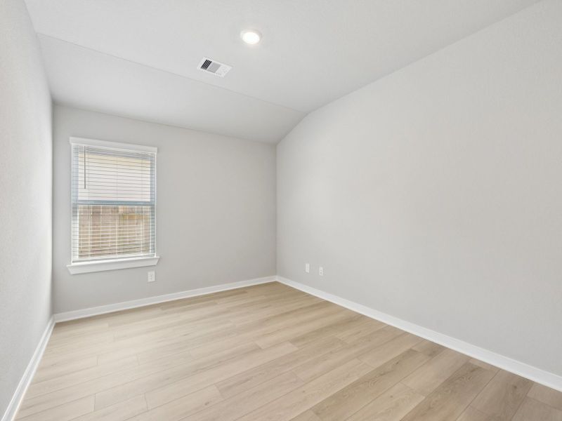 Spacious, unfurnished interior of a new home in Pine Lake Cove - Premier Series, Montgomery (Image 14).