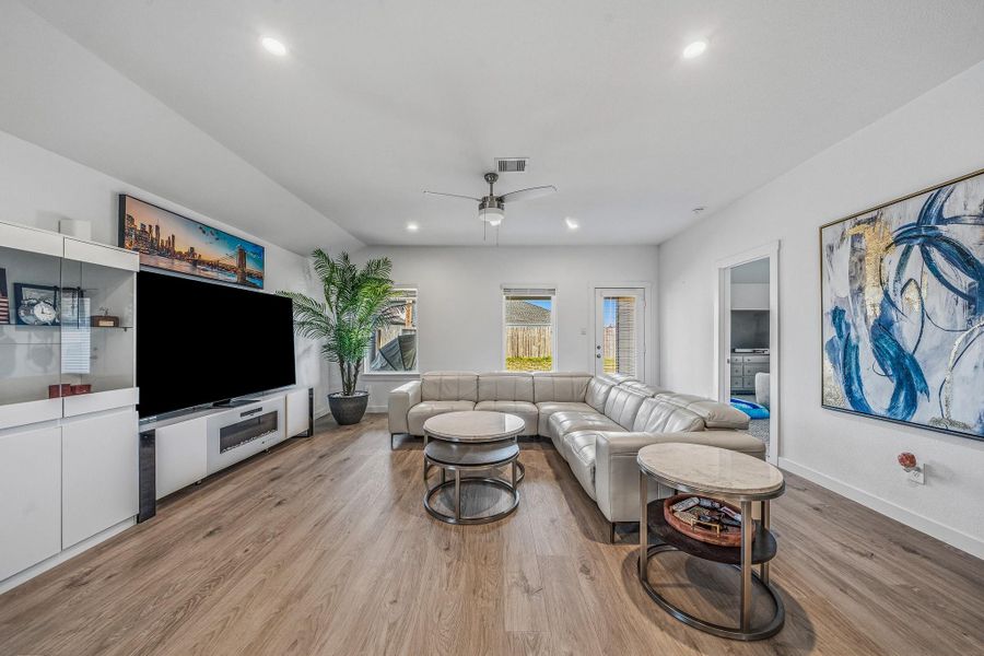 Furnished interior view inside a new home in , Fulshear (Image 24).