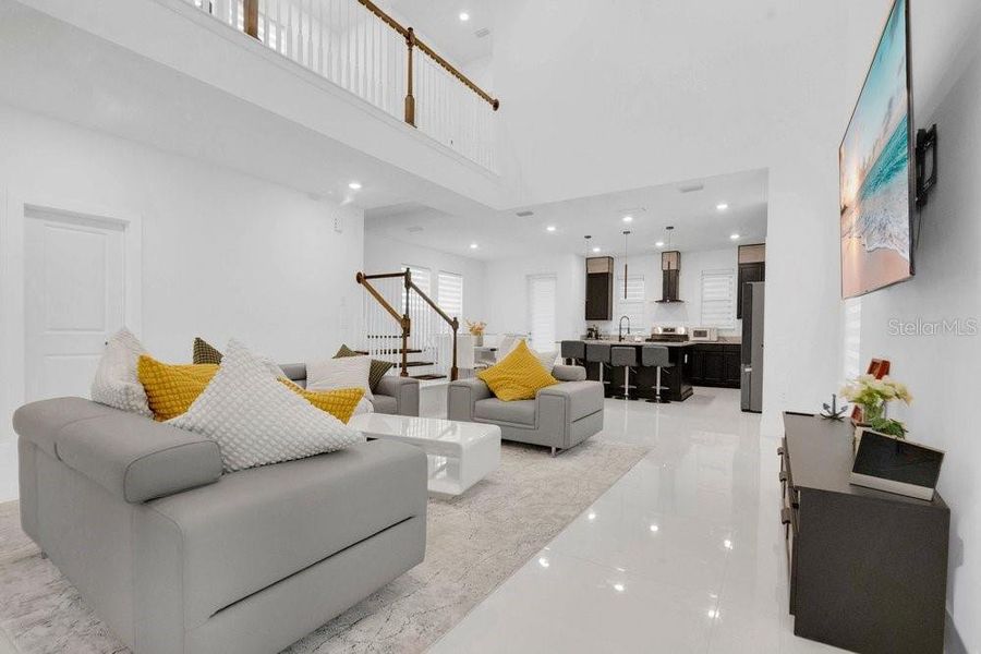 Furnished interior view inside a new home in , Winter Garden (Image 9).