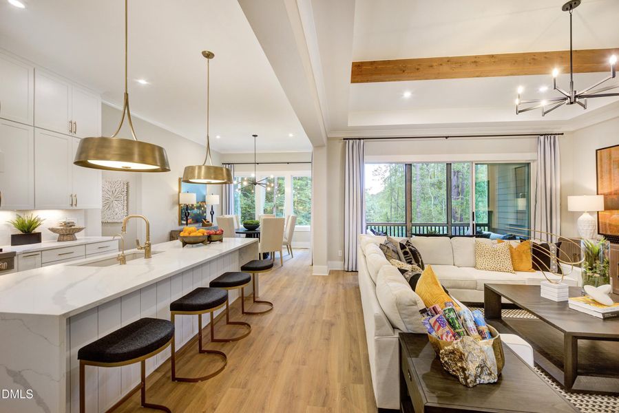 CRBT-0099-00_Ballentine E_Family Room 9