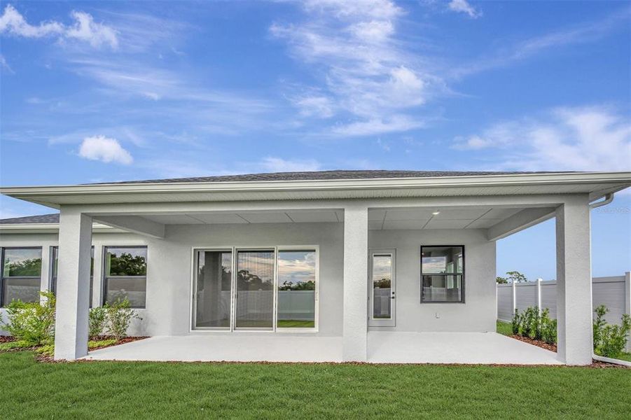 Exterior details and patio area of a home in Lakeview Crossing – Classic Series, Sarasota (Image 18).