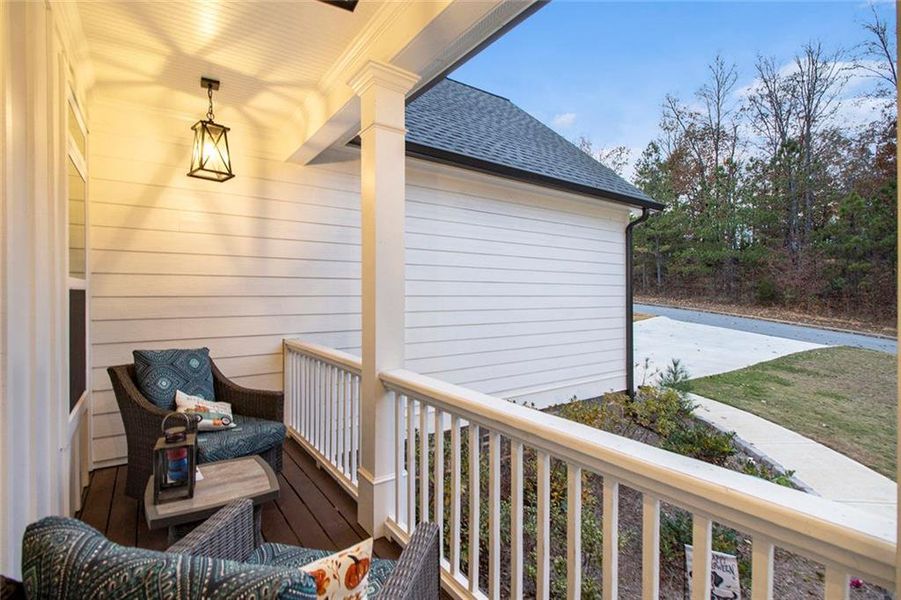 Exterior details and patio area of a home in Griffin Manor, Cartersville (Image 26).