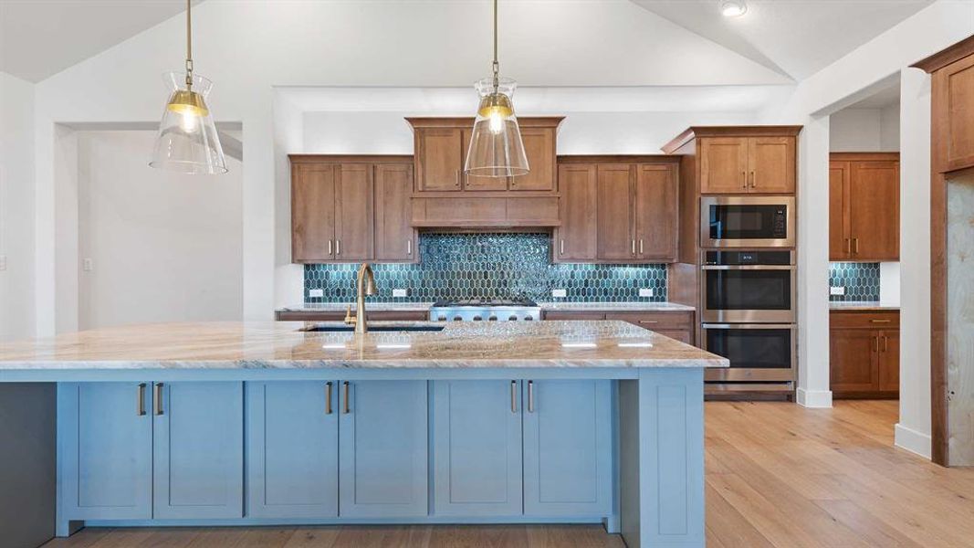 Furnished interior view inside a new home in Somerset Park 80', Rockwall (Image 13). Furnished interior view inside a new home in Somerset Park 80', Rockwall (Image 13).