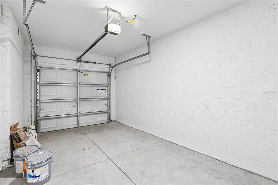 Spacious, unfurnished interior of a new home in Twin Oaks, Zephyrhills (Image 38). Spacious, unfurnished interior of a new home in Twin Oaks, Zephyrhills (Image 38).