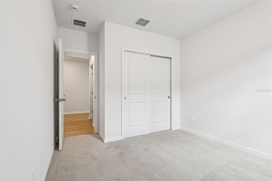 Spacious, unfurnished interior of a new home in Crosswinds - Signature Series, Haines City (Image 23).