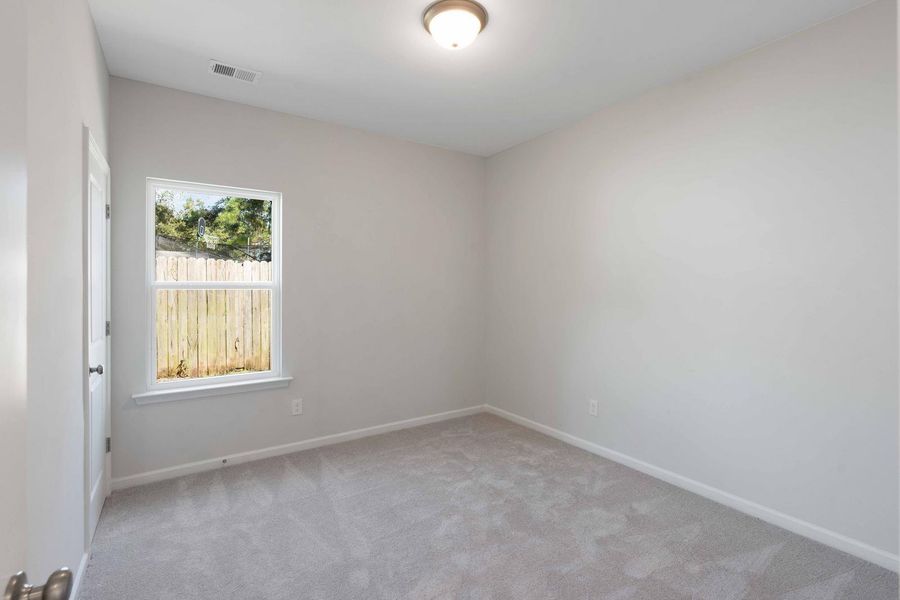 Spacious, unfurnished interior of a new home in , North Charleston (Image 23).