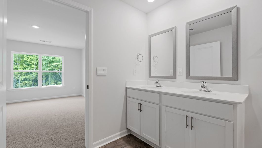 Furnished interior view inside a new home in Treemont Commons, Wellford (Image 8).