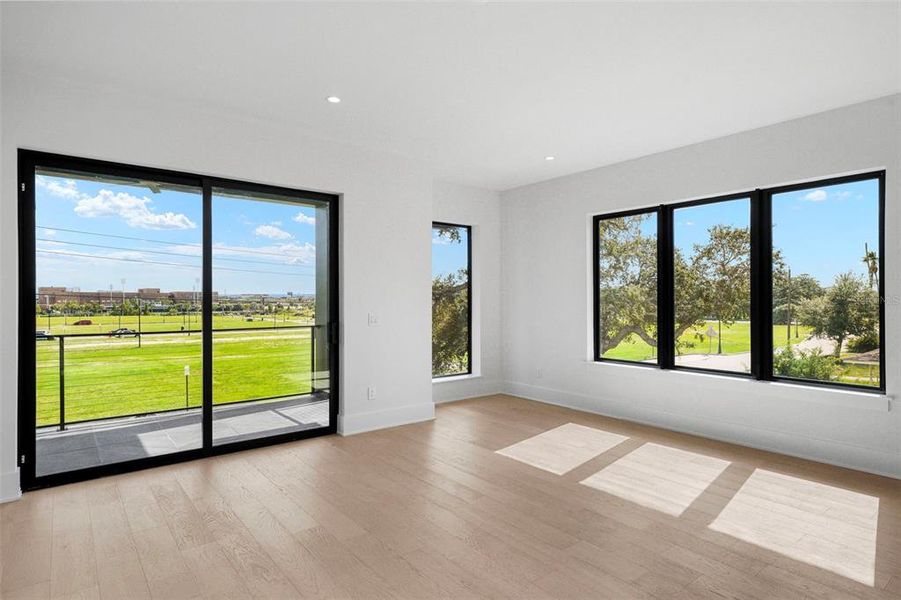 Image 43 of a home in .