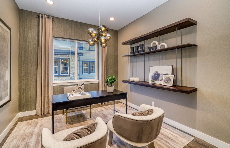 Furnished interior view inside a new home in Sterling Ranch, Littleton (Image 23).