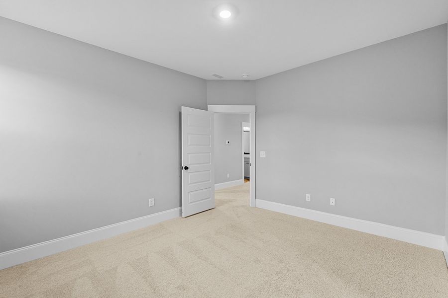 Spacious, unfurnished interior of a new home in Hanes Lake, Winston-Salem (Image 45).