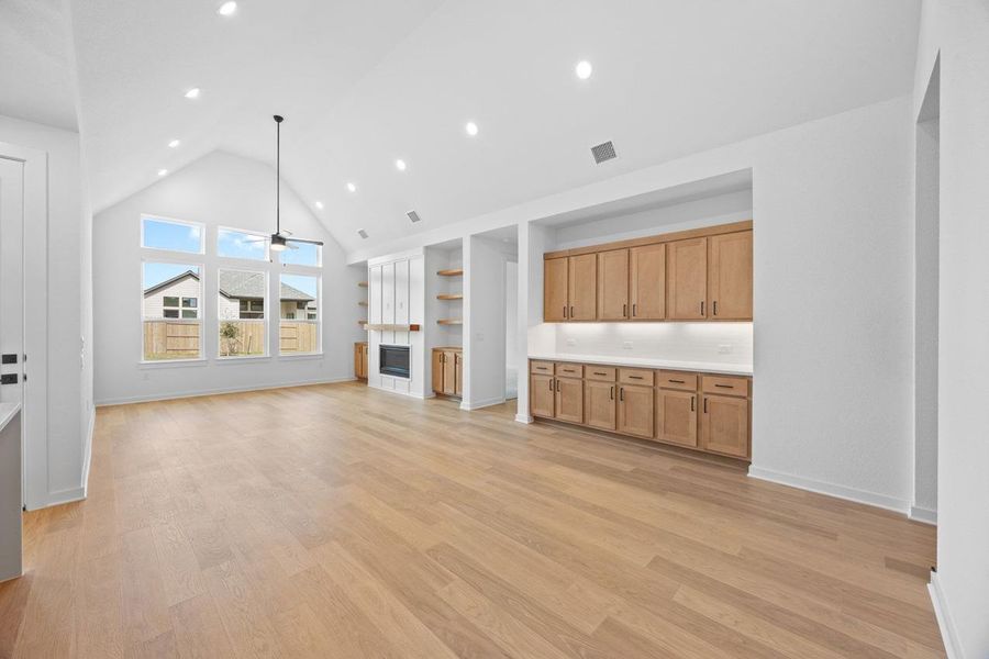 Spacious, unfurnished interior of a new home in Easton Park, Austin (Image 21).