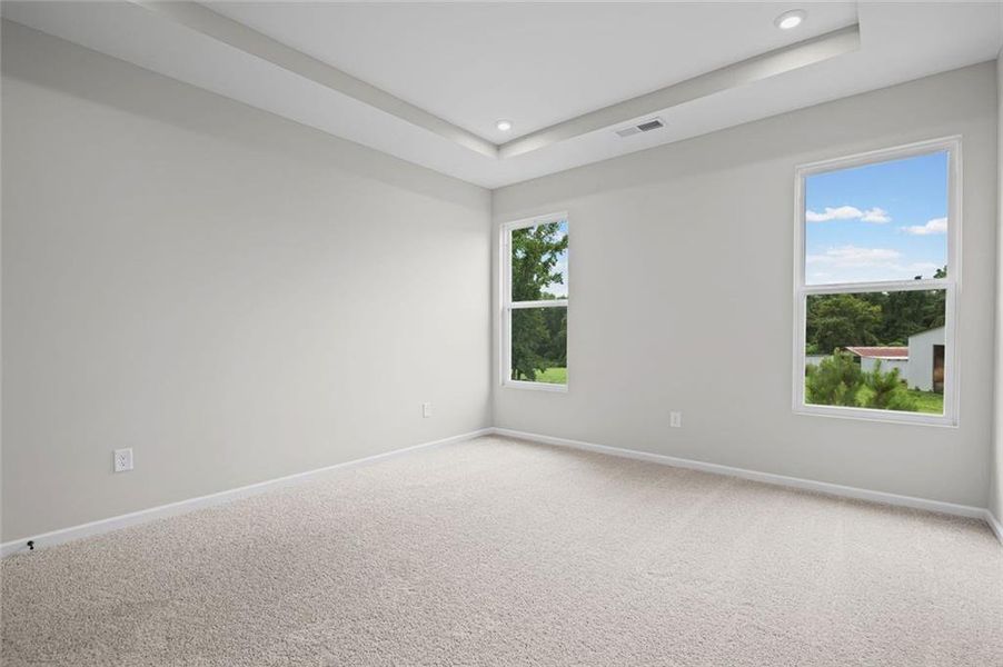 Spacious, unfurnished interior of a new home in Laurel Farms, Dallas (Image 32). Spacious, unfurnished interior of a new home in Laurel Farms, Dallas (Image 32).