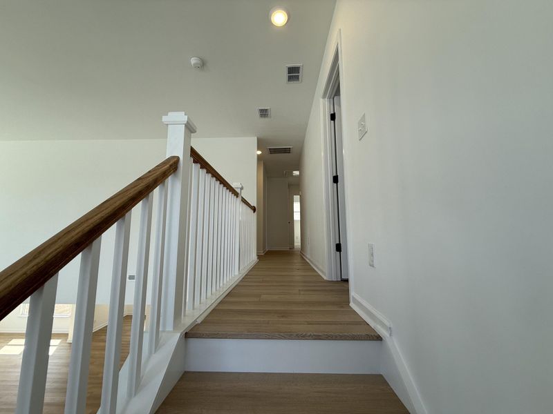 Spacious, unfurnished interior of a new home in , Summerville (Image 24).