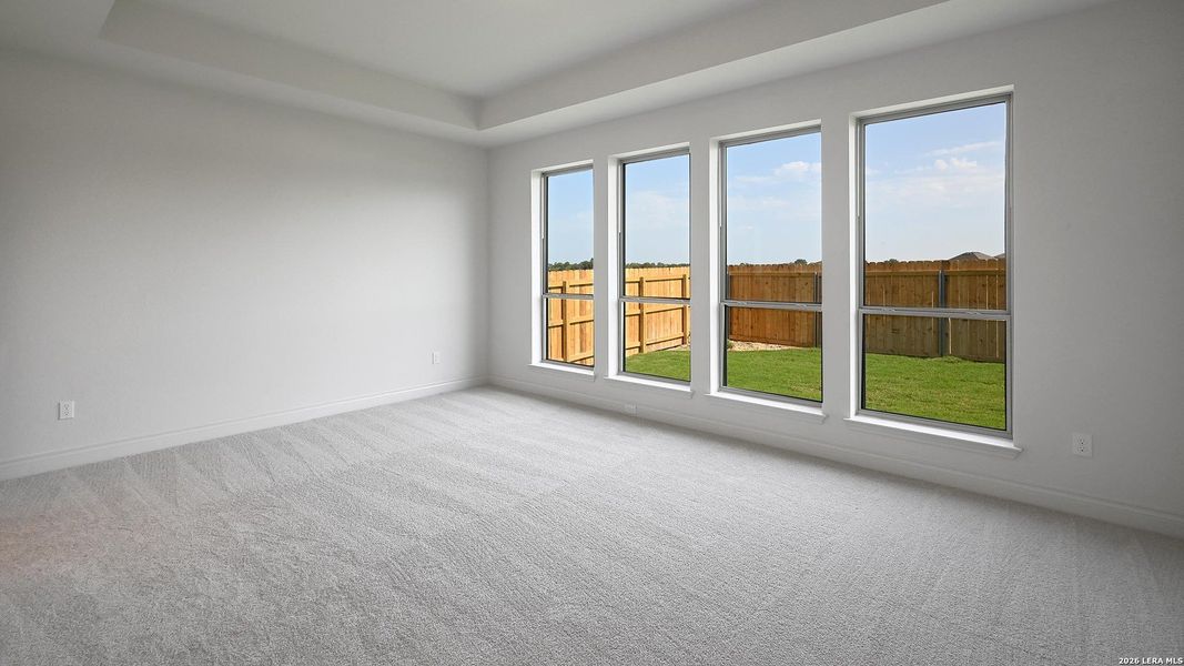 Spacious, unfurnished interior of a new home in Legacy at Lake Dunlap, New Braunfels (Image 16).