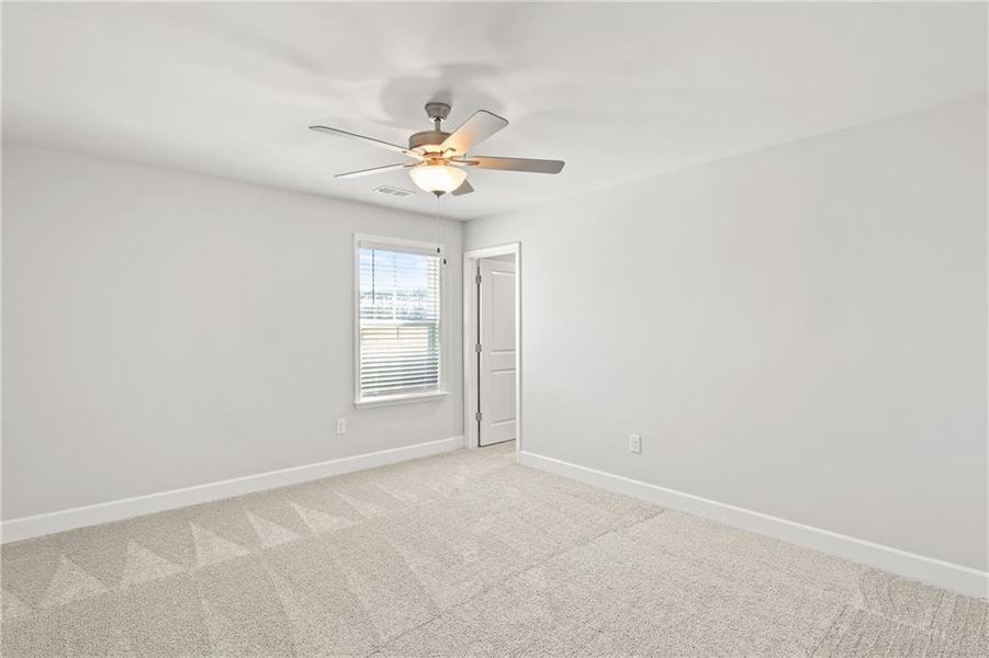 Spacious, unfurnished interior of a new home in Haverhill Estates, Dacula (Image 16).