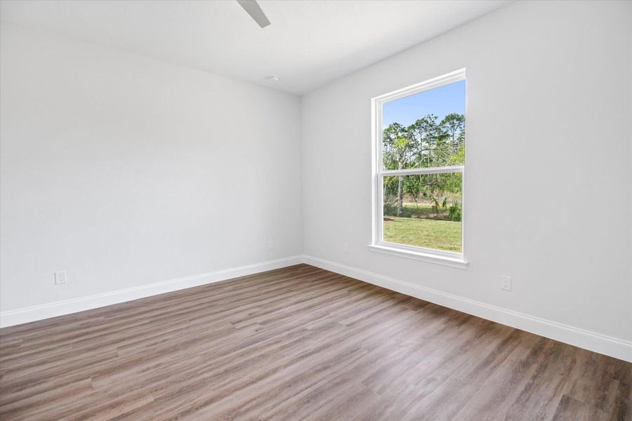 Spacious, unfurnished interior of a new home in , Palm Coast (Image 10).