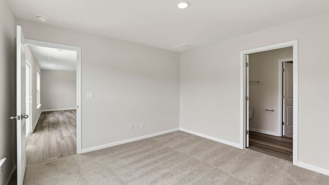 Spacious, unfurnished interior of a new home in Treemont Commons, Wellford (Image 29). Spacious, unfurnished interior of a new home in Treemont Commons, Wellford (Image 29).