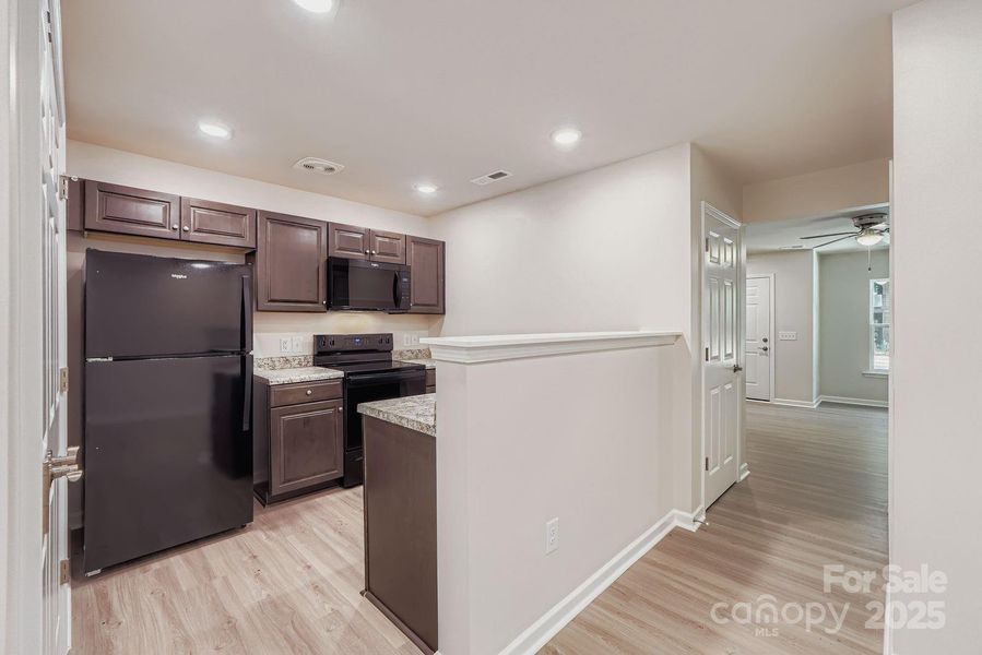 Image 25 of a home in .