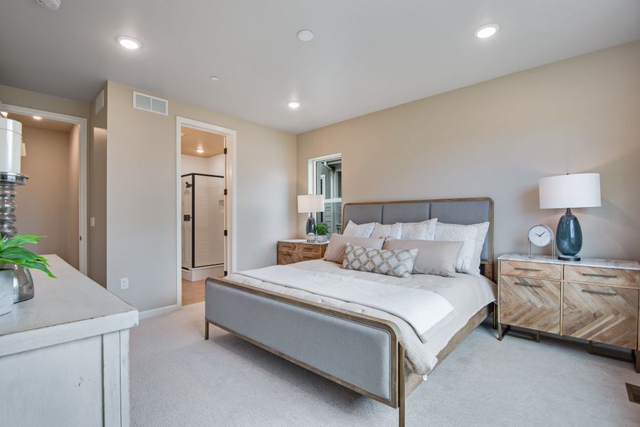 Furnished interior view inside a new home in Reunion, Commerce City (Image 31).