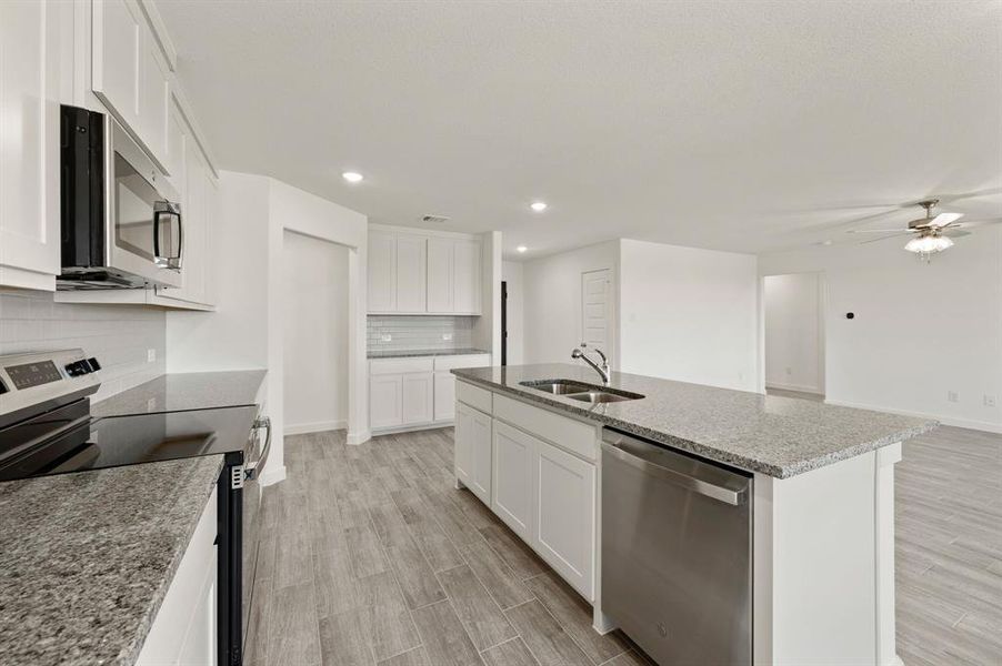 Furnished interior view inside a new home in Gatlin Ranch, Springtown (Image 11).