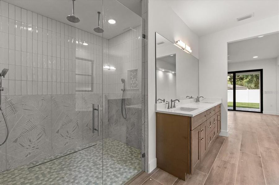 Furnished interior view inside a new home in , Winter Park (Image 18).