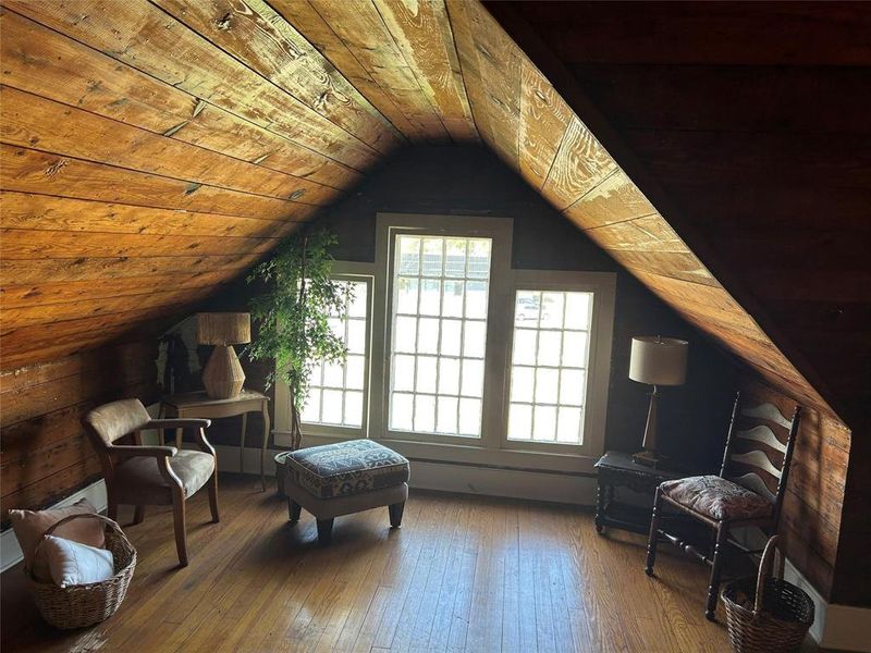 Image 32 of a home in .