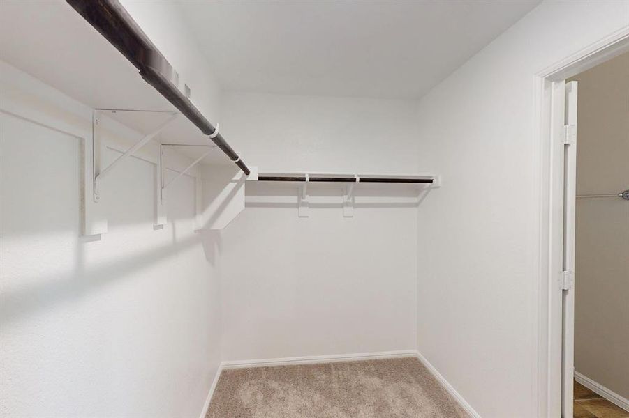 Image 35 of a home in Verandah.