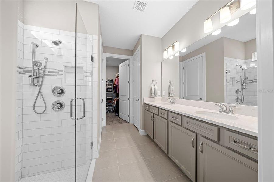 Furnished interior view inside a new home in , Ocala (Image 17).