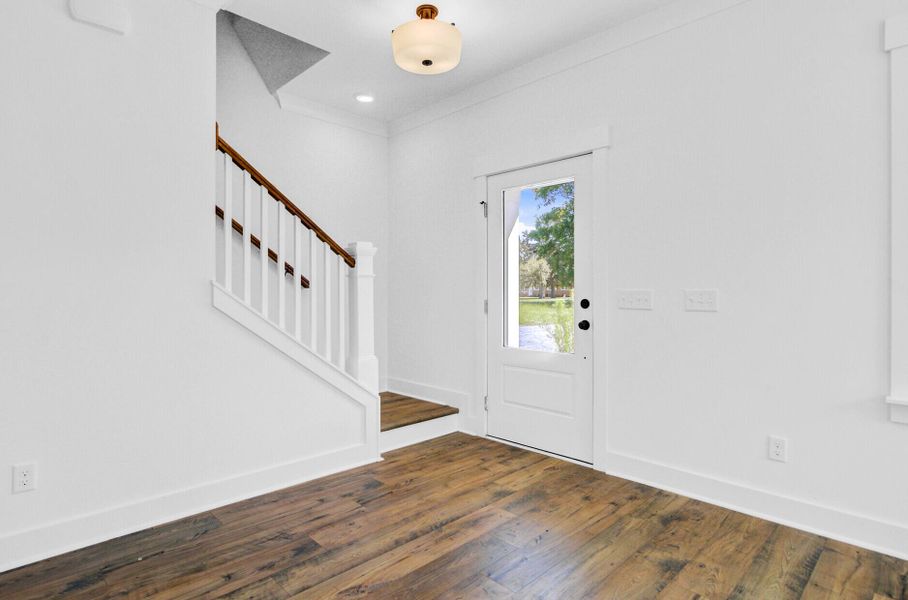 Spacious, unfurnished interior of a new home in , Charleston (Image 22).