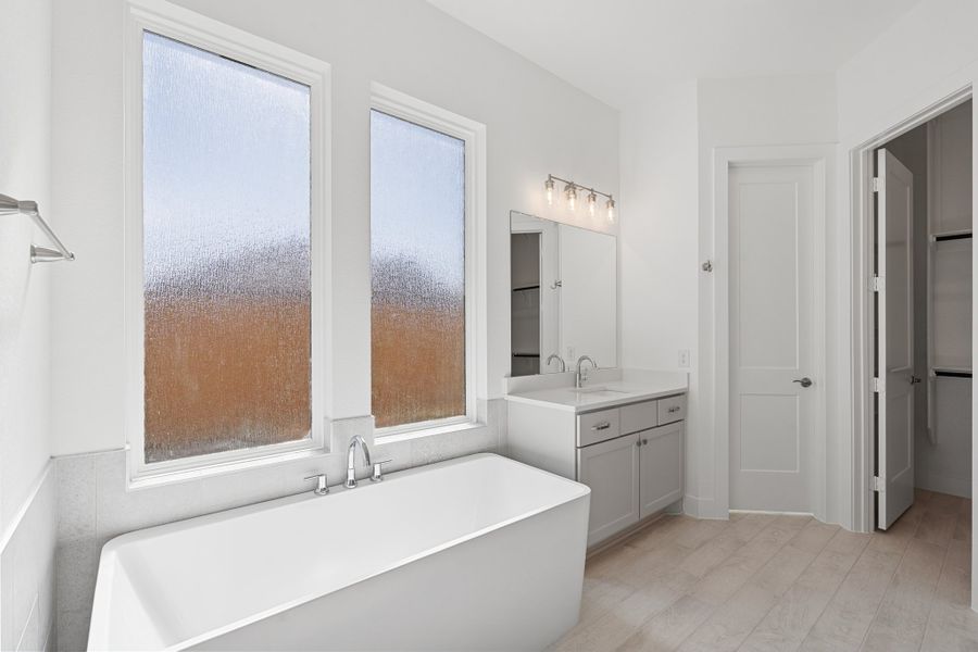 Furnished interior view inside a new home in Riceland, Mont Belvieu (Image 10).