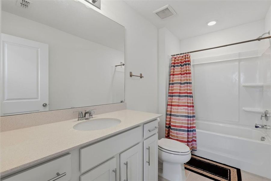 Furnished interior view inside a new home in Oakfield Lakes, Parrish (Image 18).