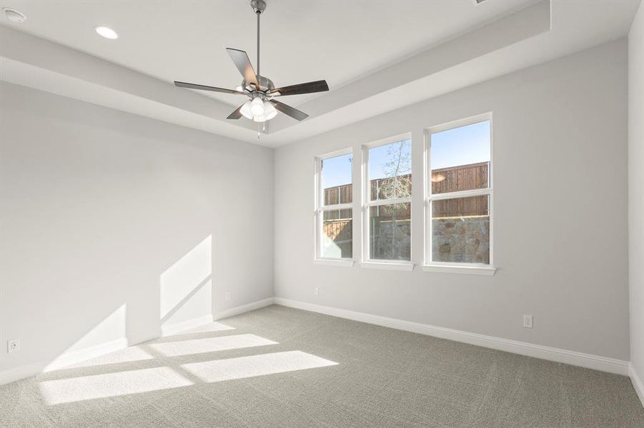 19. 2109 Clairmount - Primary